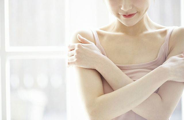汗ジミ対策ができるおすすめのインナーは インナーが汗対策になる理由 キナズ 汗ジミ対策ができるおすすめのインナーは インナーが汗対策になる理由 キナズ